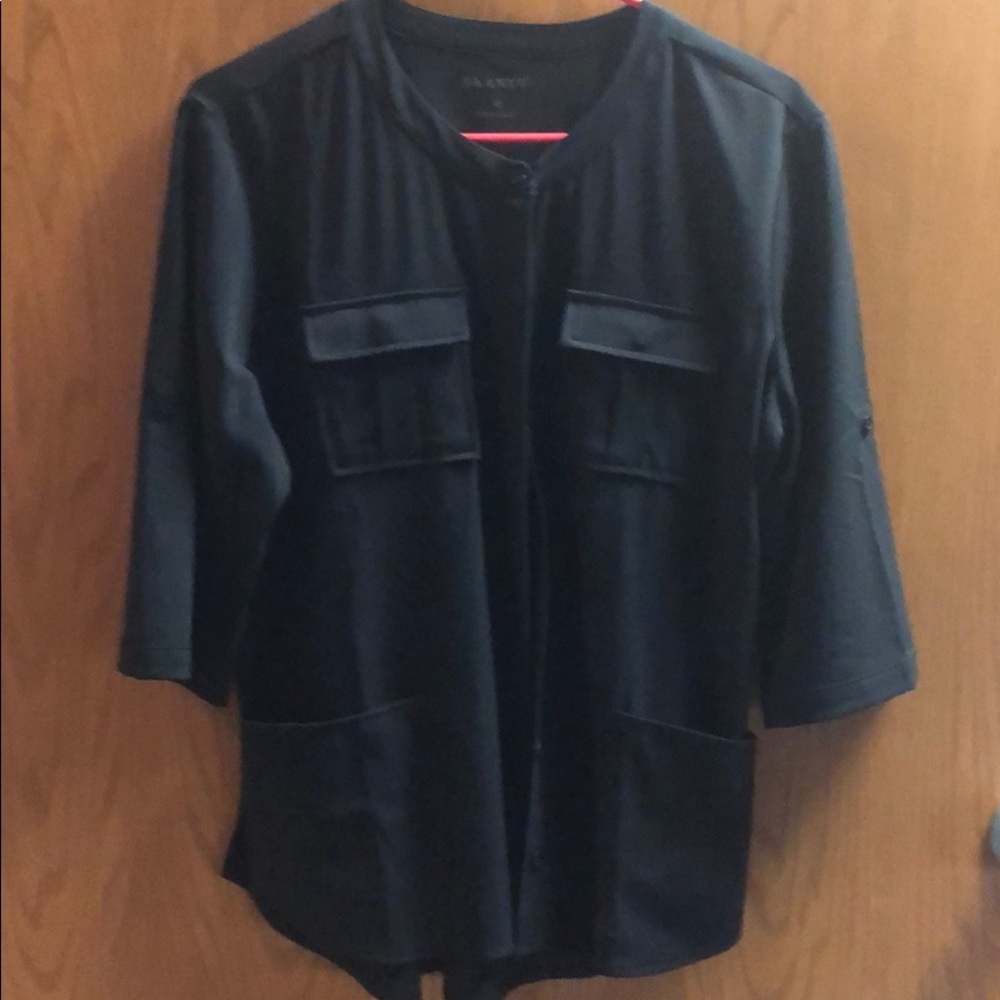 Jaanuu Scrub Top